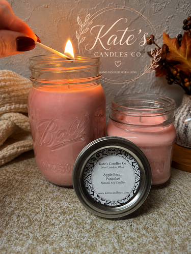 Apple Pecan Pancakes Soy Candle – Warm Bakery Scent, Cinnamon Apple & Vanilla Cream Dessert Candle | Kate’s Candles Co